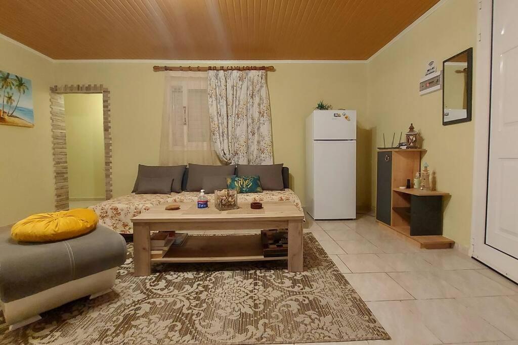 Mom'S Seaside Home Karianí Zewnętrze zdjęcie